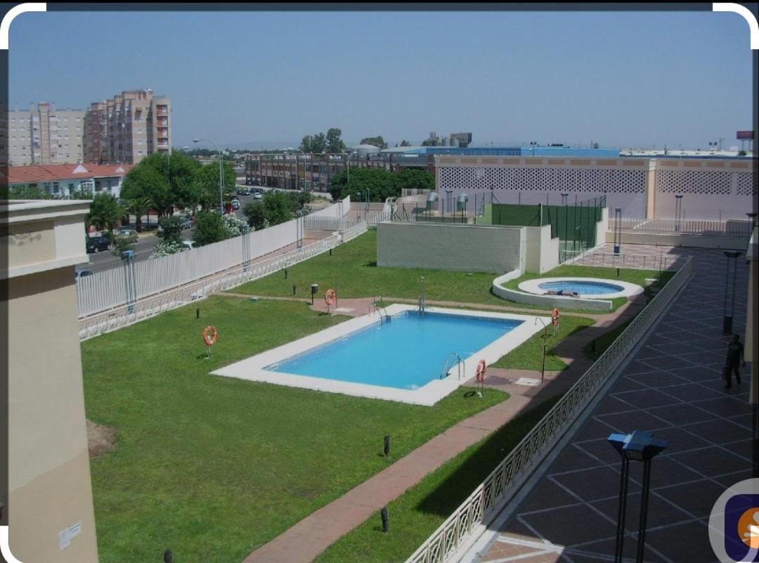 Apartamento De Lux Sevilla Este Екстер'єр фото